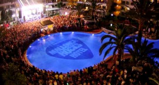 majorca-travel-guide-mallorca-rocks majorca-travel-guide-mallorca-rocks
